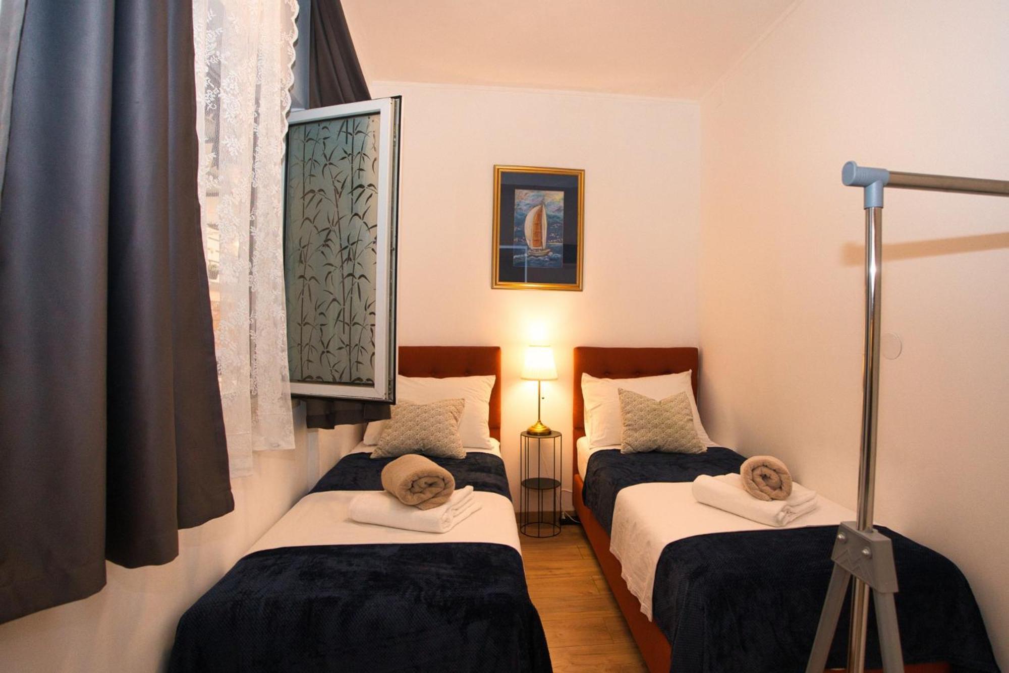 Smuketa In Trogir Haus Fuer 4 Personen Villa Exterior photo